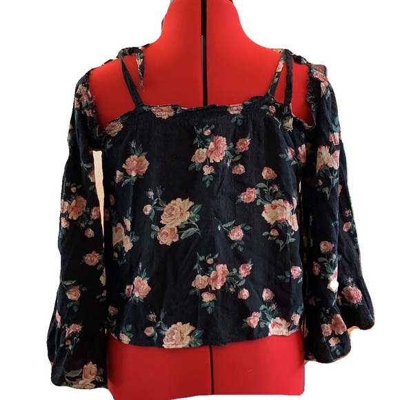 American Eagle Outfitters Floral Top-Black - Picture 2 of 12